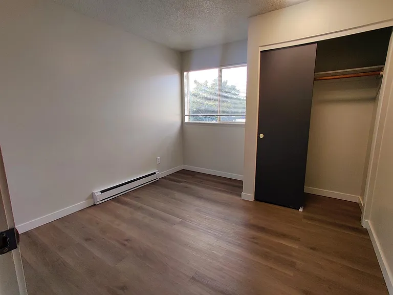 705 State Ave N #7D — Photo 11