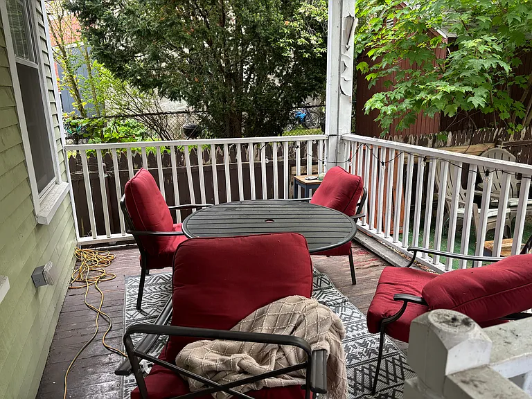 671 E 8th St #1 — Photo 9