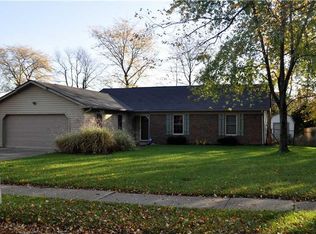 8819 Deer Run Dr, Indianapolis, IN