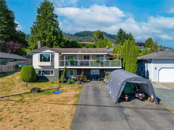420 Strang Rd, Ladysmith, BC V9G 1V1