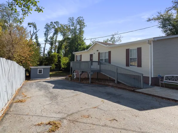 126 Marshall Ave, Seneca, SC 29678