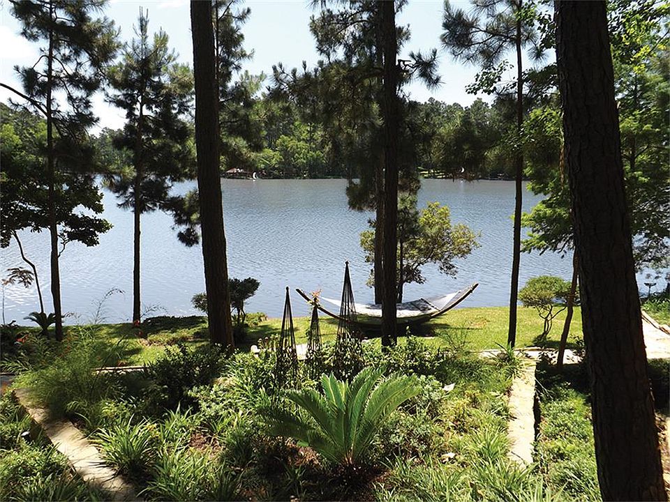 1st image of 370 Driftwood Dr