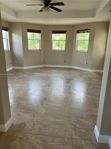 15389 SW 90th Ter — Photo 9