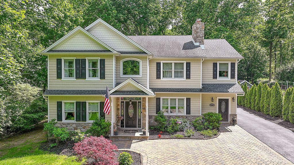 532 Franklin Ave, Wyckoff, NJ 07481 Zillow