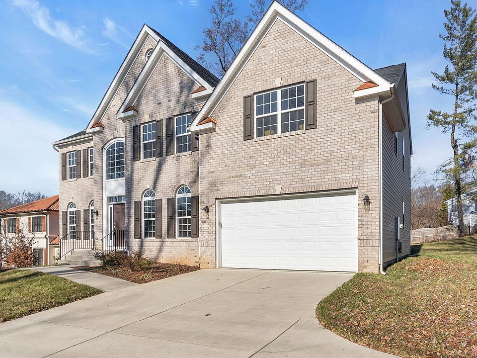 3352 Annandale Rd, Falls Church, VA 22042 Zillow