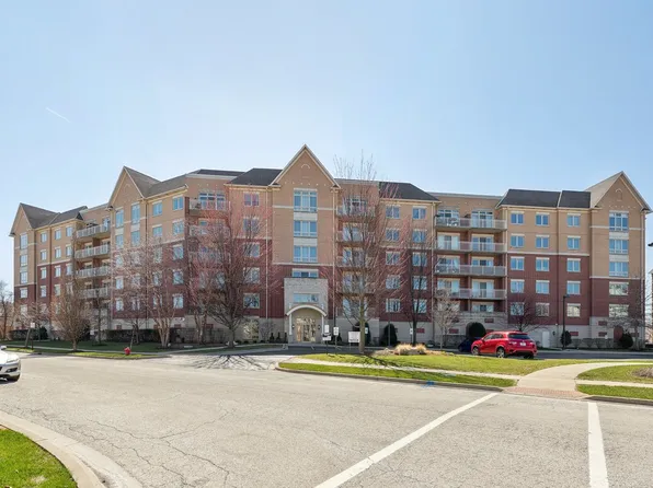 8300 Concord Dr Unit 513, Morton Grove, IL 60053