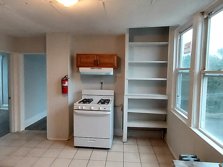 225 McBride Ave #3 — Photo 12