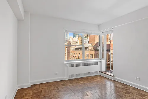 40 Park Ave #14A Photo 1