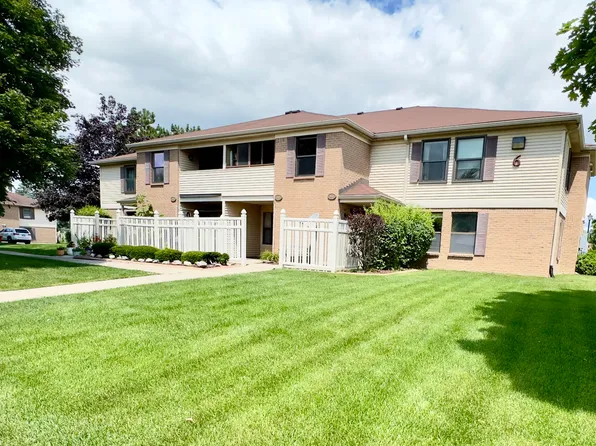 19603 Northridge Dr #52, Northville, MI 48167