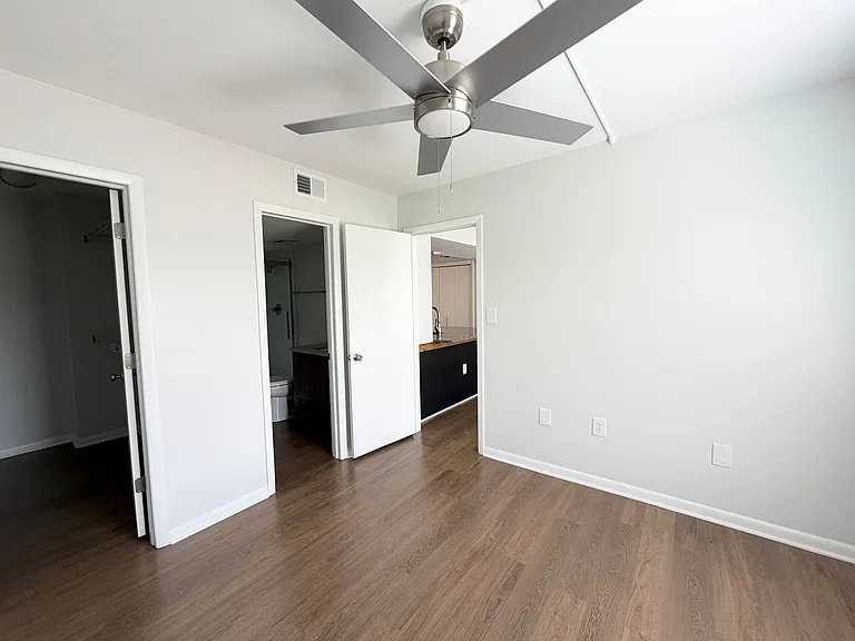 1600 Park Cir #517 — Photo 14