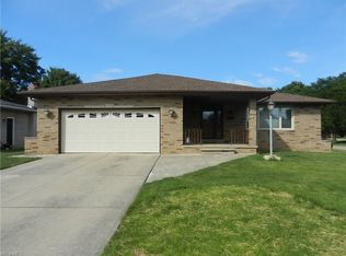 15552 Humphrey Rd, Cleveland, OH
