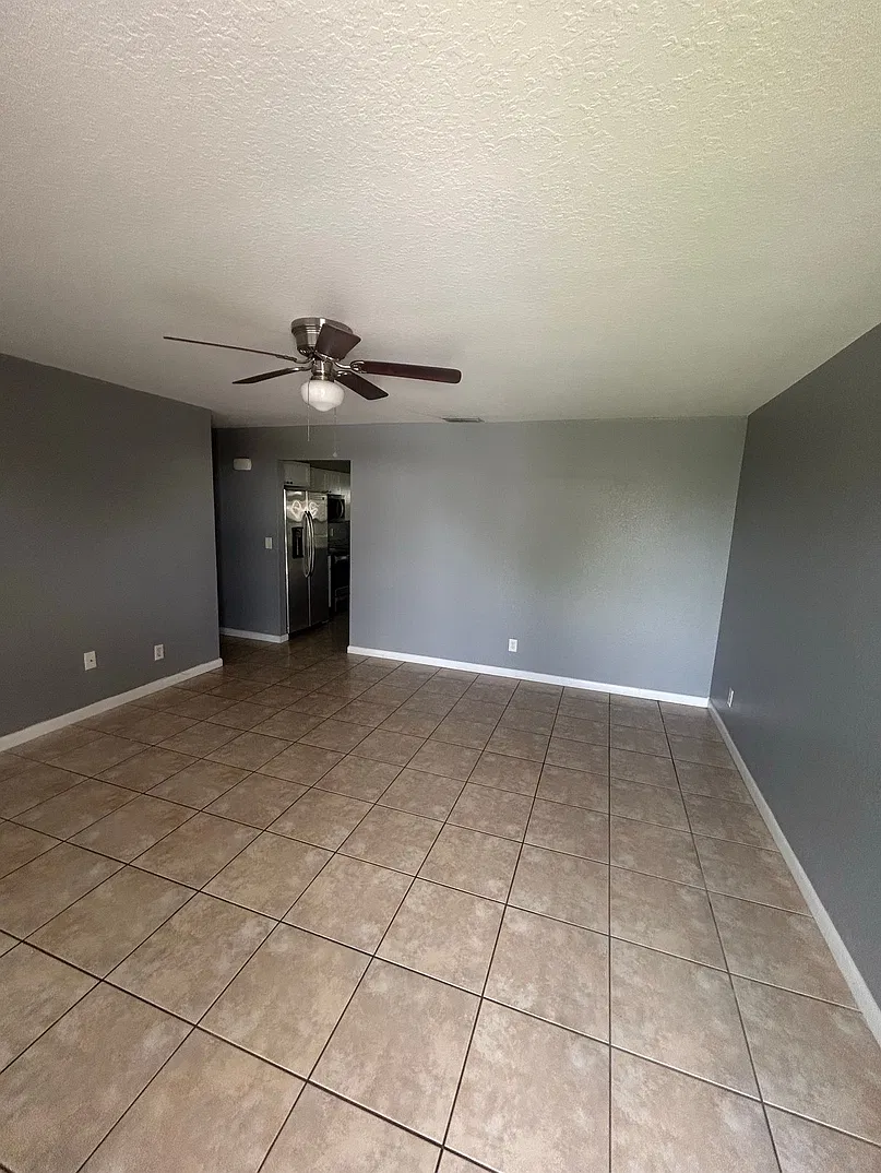 South Lakeland Rental!! — Photo 2