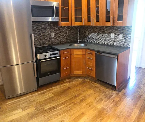 Rented by Alexander Bilu, LREB | media 16