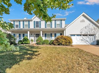 66 Creekside Dr, Saint Peters, MO 63376