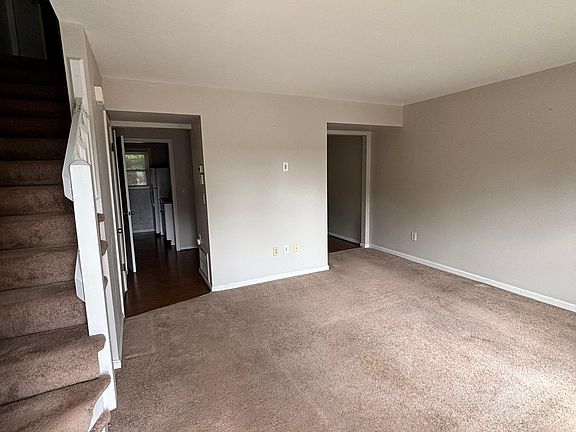 5th image of 1903 Sussex Rd