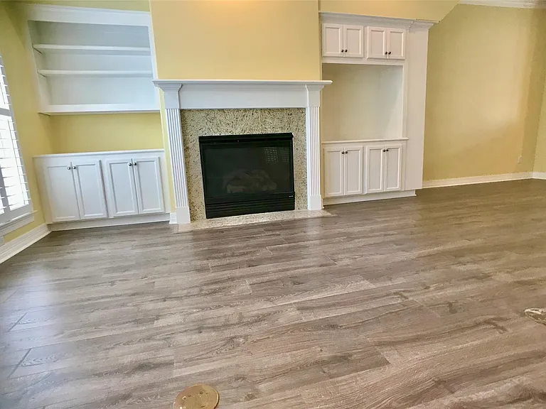 2104 Bancroft St — Photo 25