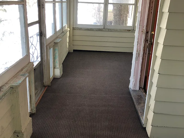 106 E Heman St #A — Photo 5