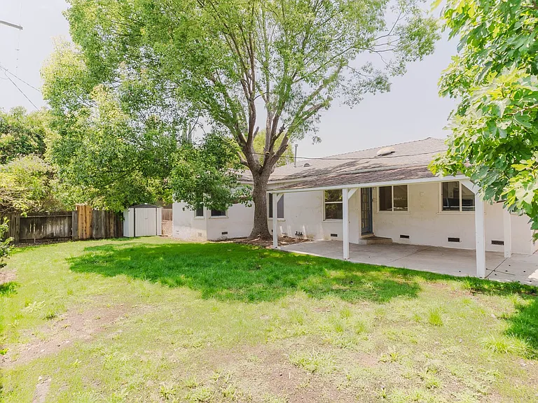 6712 Belmar Ave — Photo 4