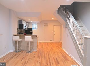 160 N Dearborn St, Philadelphia, PA