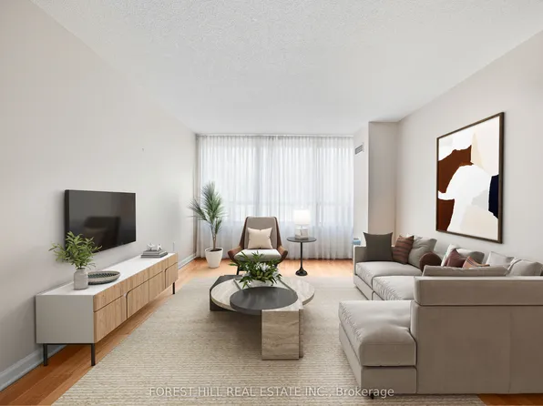 19 Lower Village Gate #507, Toronto, ON M5P 3L9