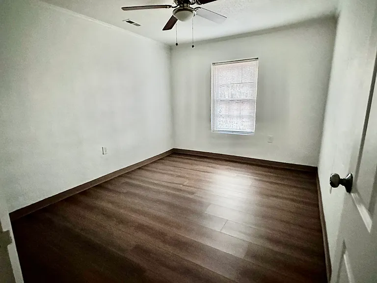1012 Kennedy St #B — Photo 14