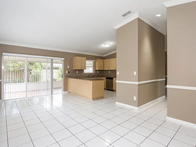 16580 SW 145th Ct — Photo 7