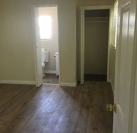 3rd image of 816 W Colden Ave