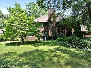 109 Norman Ave — Photo 24