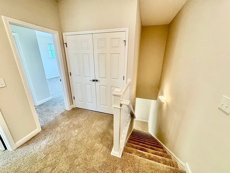 2820 Cook Cir #D — Photo 24