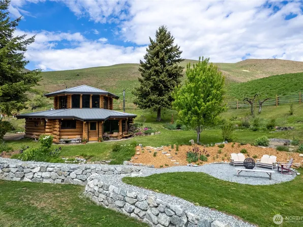 338 Twisp River Road, Twisp, WA 98856
