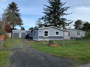 90965 Robertson Ln, Coos Bay, OR 97420