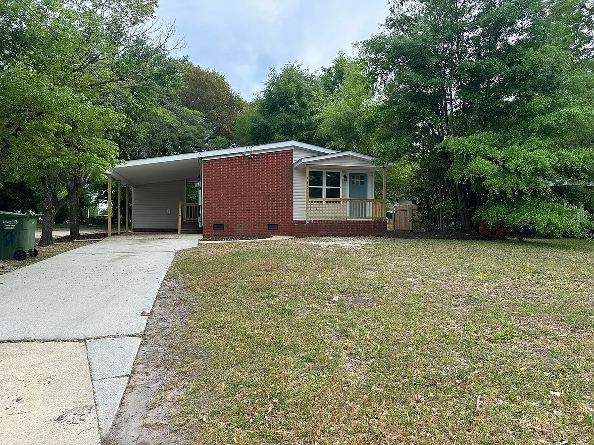 Building Photo - 446 Cape Fear Blvd