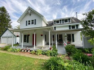 53 Baerschi Rd, Hoosick Falls, NY 12090