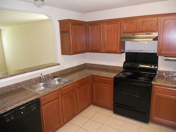 5th image of 10700 N 30th St