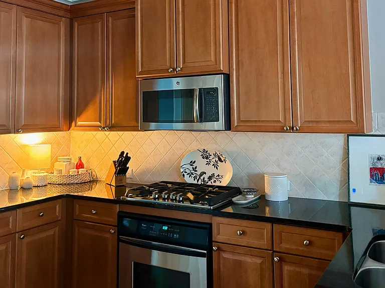 10702 Austen Bnd — Photo 9