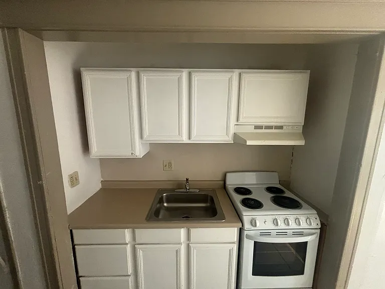 1429 N 15th St #1B — Photo 5