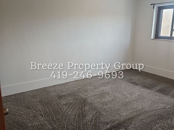 5th image of 1919 Ottawa Dr Unit 6