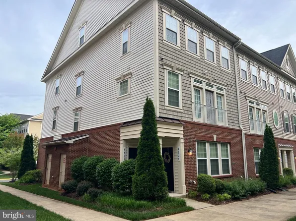 4724 Dane Ridge Cir, Woodbridge, VA 22193