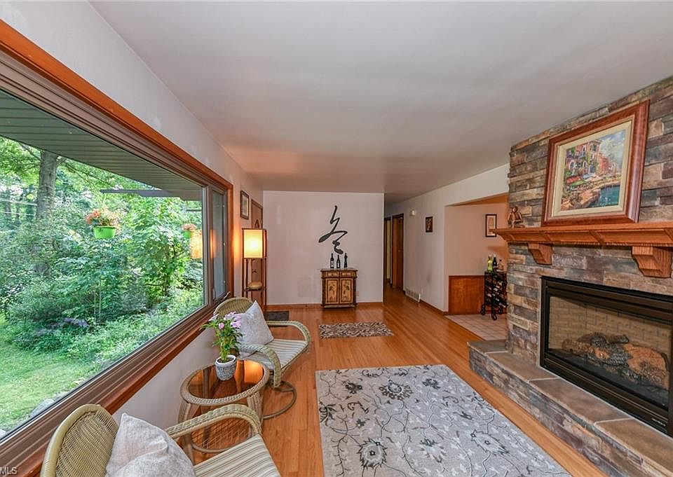 1052 Middlebury Rd, Kent, OH 44240 Zillow