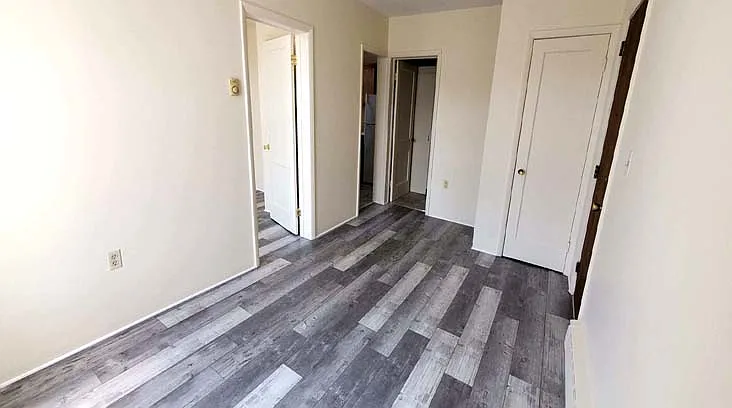 1 W Main St #C — Photo 5