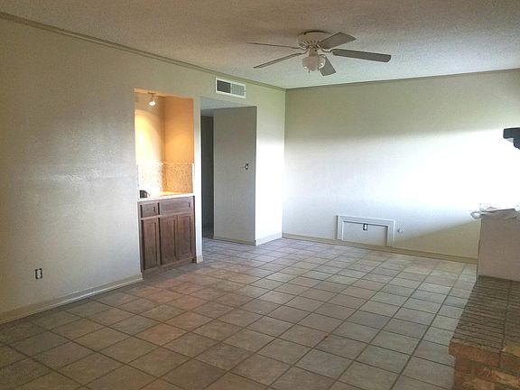 5th image of 4948 Sagittarius Ave