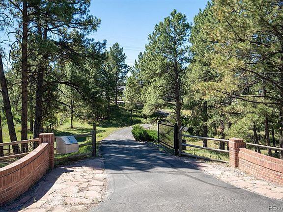 3rd image of 9238 Piney Creek Road