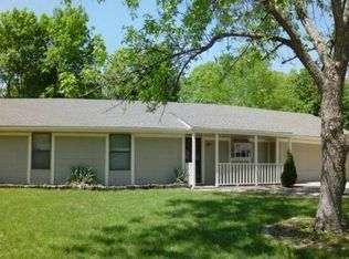 302 14th Ave N, Greenwood, MO 64034