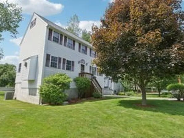 84 East Ave, Lowell, MA 01854