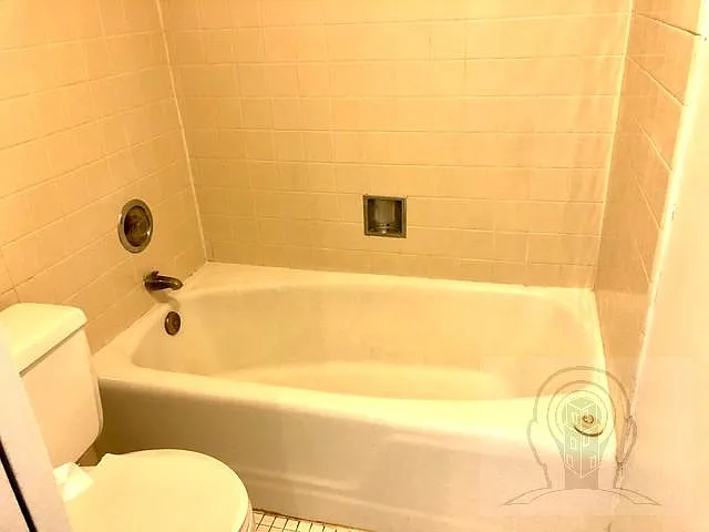 4334 N Clarendon Ave #101 — Photo 11