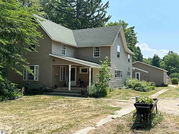 2nd image of 7163 Traverse Ave