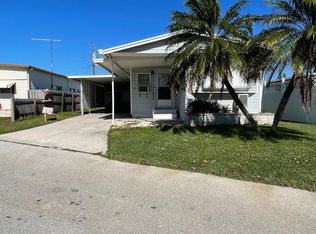 305 51st Avenue Plz W, Bradenton, FL 34207