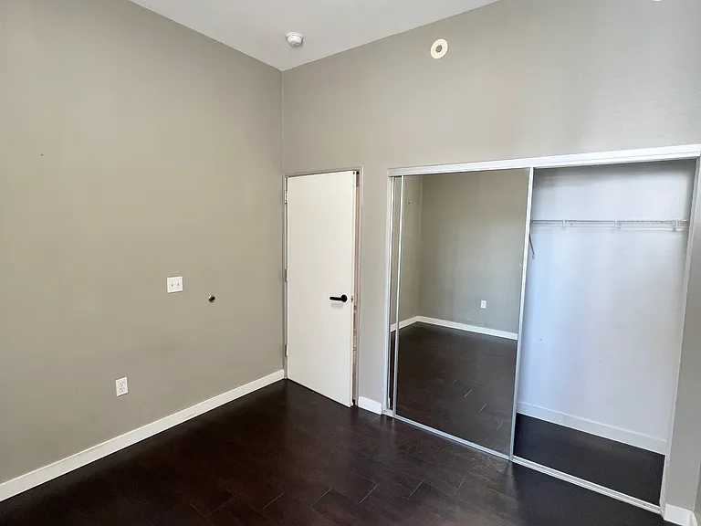 323 E Dayman St #1 — Photo 13
