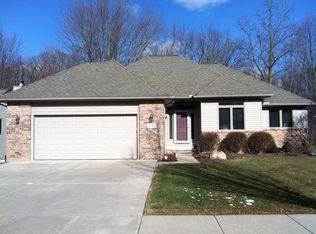 2046 Wildwood Trl, Saline, MI 48176