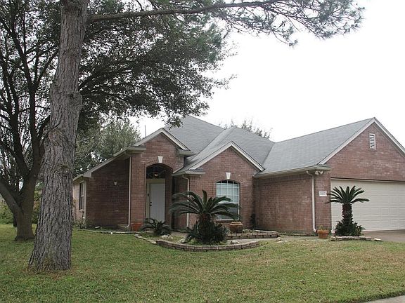 2nd image of 20803 Hickory Farm Dr